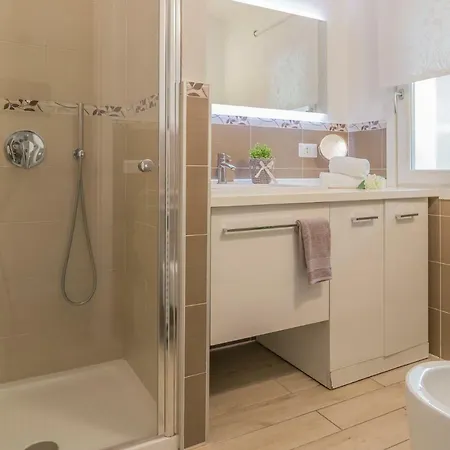 The Sweet Square Flat Apartment