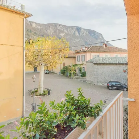 The Sweet Square Flat Varenna