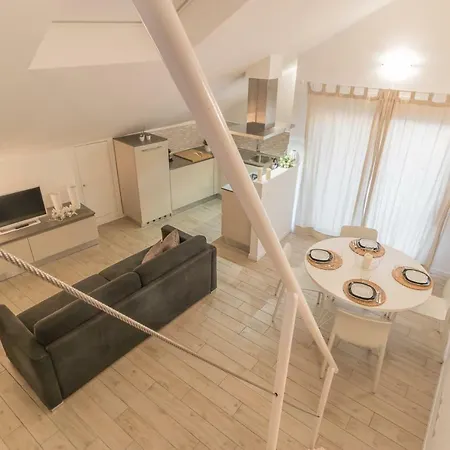 The Sweet Square Flat