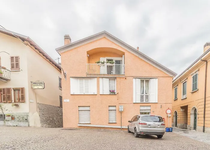 The Sweet Square Flat *